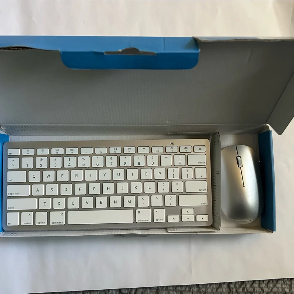 Wireless White Keyboard
